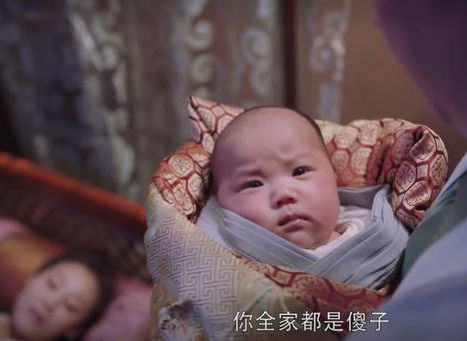 宋亚轩被彩带攻击）